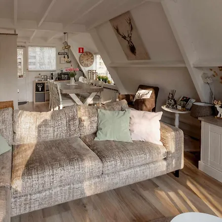 Het Hertenbos 136 - Bos- Groene Oase- Rustmoment- Zwembad Chalet Durbuy